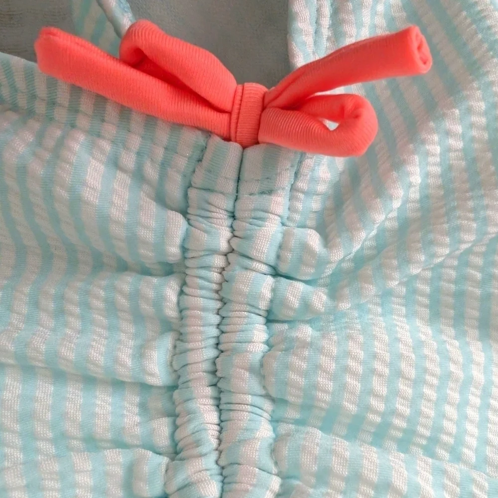 Cat & Jack Girls 2 Piece Swimsuit Light Blue And White Pattern SZ 3T